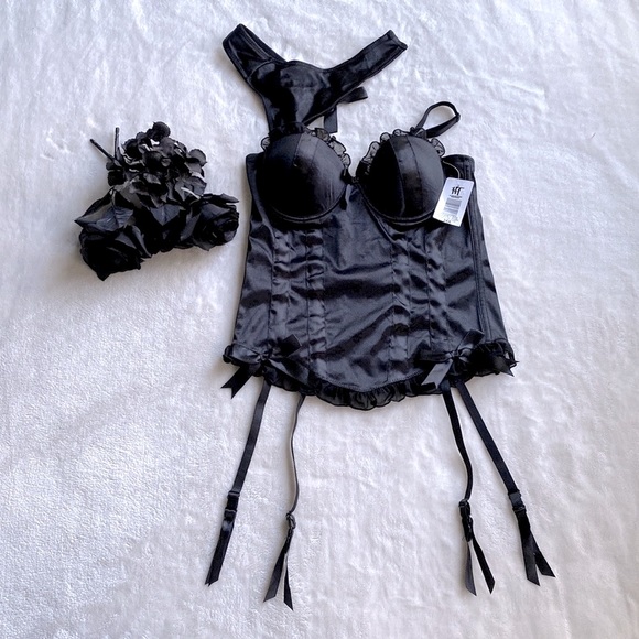 Morbid Threads Tops - New morbid threads black skull jacquard corset 34A with thong Sz Small